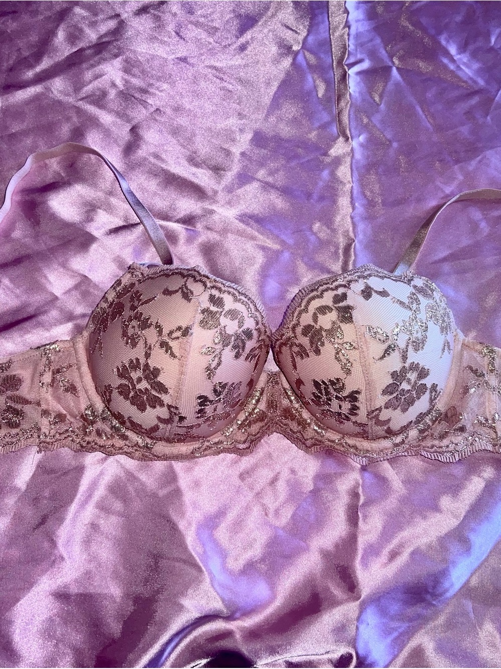 Victoria’s Secret Floral Lace Underwire Push-Up Bra